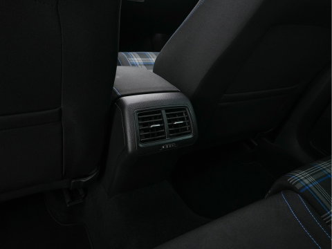 Volkswagen Golf 1.4 TSI PHEV GTE (Plug-in) (INCL-BTW) Aut. *PANO | ADAPTIVE-CRUISE | FULL-LED | DIGI-COCKPIT | BLINDSPOT | HEATED-SPORTSEATS | KEYLESS | NAVI-FULLMAP | AMBIENTLIGHT | SHIFTPADDLES | PRIVACY-GLASS | ECC | PDC | 18''ALU*