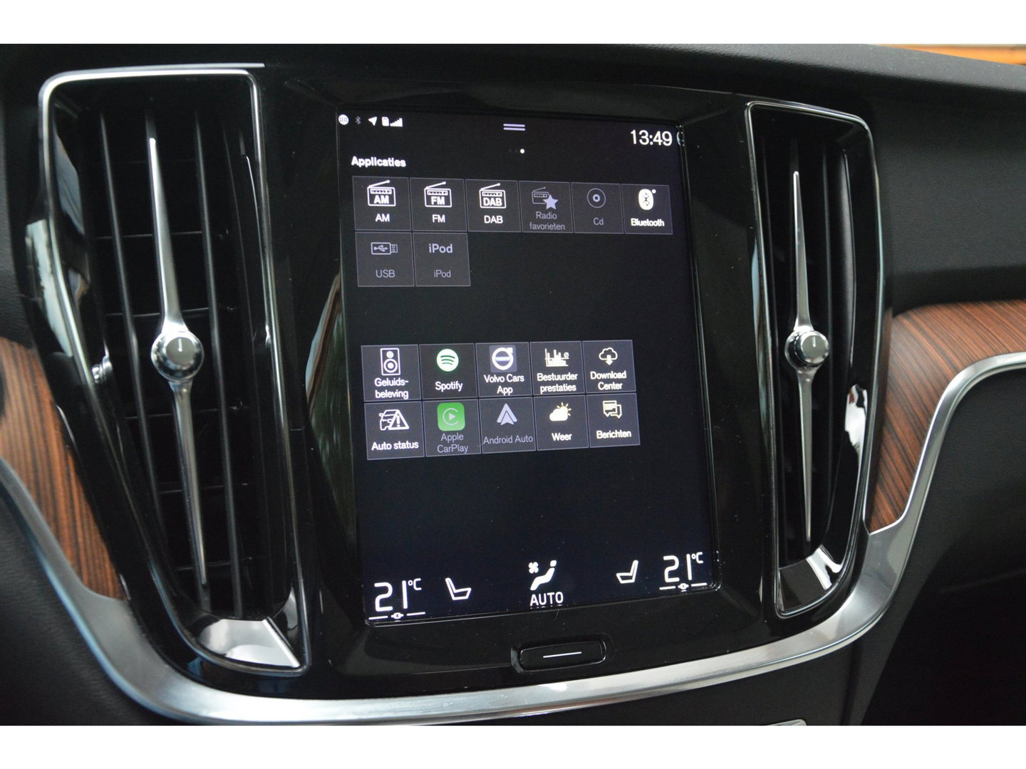 Volvo V60 Cross Country D4 AWD Intro Edition | Head-Up | Panoramadak | Harman/Kardon | Stoel + Stuur Verwarming | BLIS |