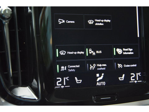 Volvo V60 Cross Country D4 AWD Intro Edition | Head-Up | Panoramadak | Harman/Kardon | Stoel + Stuur Verwarming | BLIS |