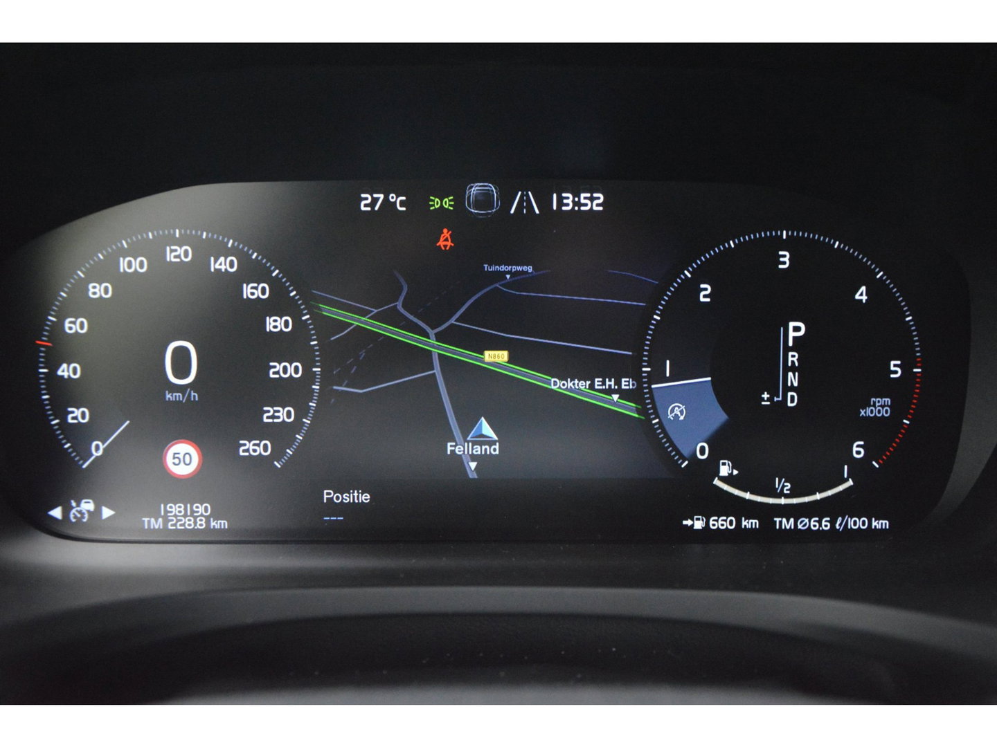 Volvo V60 Cross Country D4 AWD Intro Edition | Head-Up | Panoramadak | Harman/Kardon | Stoel + Stuur Verwarming | BLIS |