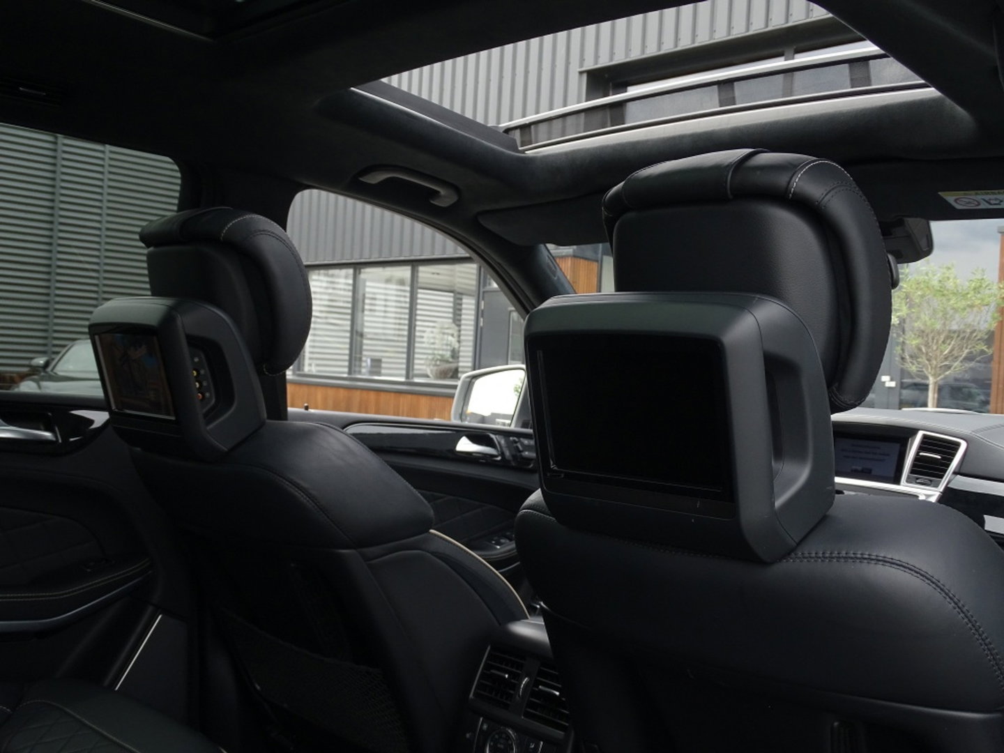 Mercedes-Benz GL-Klasse 500 V8 436PK 4-Matic / Designo / 360° / B&O / 7 Pers / Massage