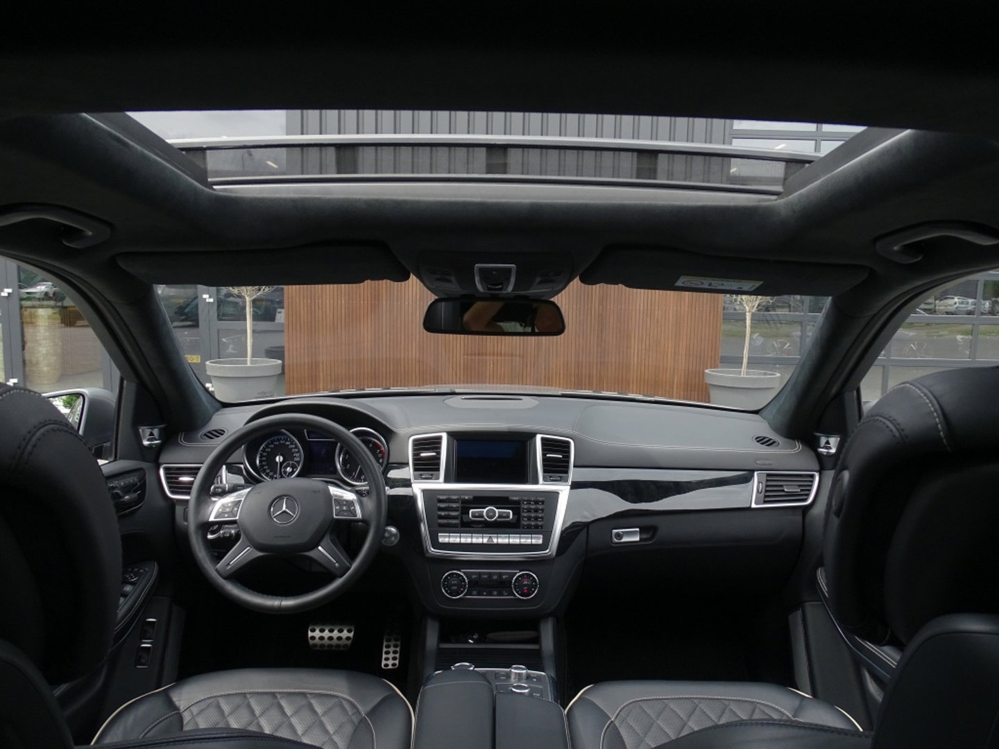 Mercedes-Benz GL-Klasse 500 V8 436PK 4-Matic / Designo / 360° / B&O / 7 Pers / Massage