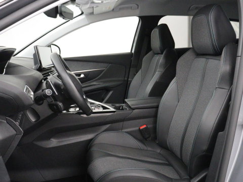 Peugeot 3008 1.6 HYbrid 225 Allure | SOH 97,7% | Half leder | Carplay | Camera | Navigatie | Side Assist | Cruise control | Bluetooth | Climate control | 18'' | Parkeerhulp | PHEV | Plug In