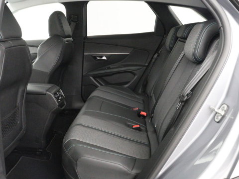 Peugeot 3008 1.6 HYbrid 225 Allure | SOH 97,7% | Half leder | Carplay | Camera | Navigatie | Side Assist | Cruise control | Bluetooth | Climate control | 18'' | Parkeerhulp | PHEV | Plug In