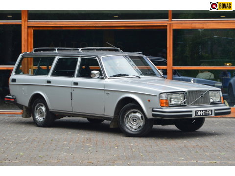 Volvo 265 GL Origineel Nederlands | 7 persoons | Automaat| Derde eigenaar | Leder | Stoelverwarming | UNIEK