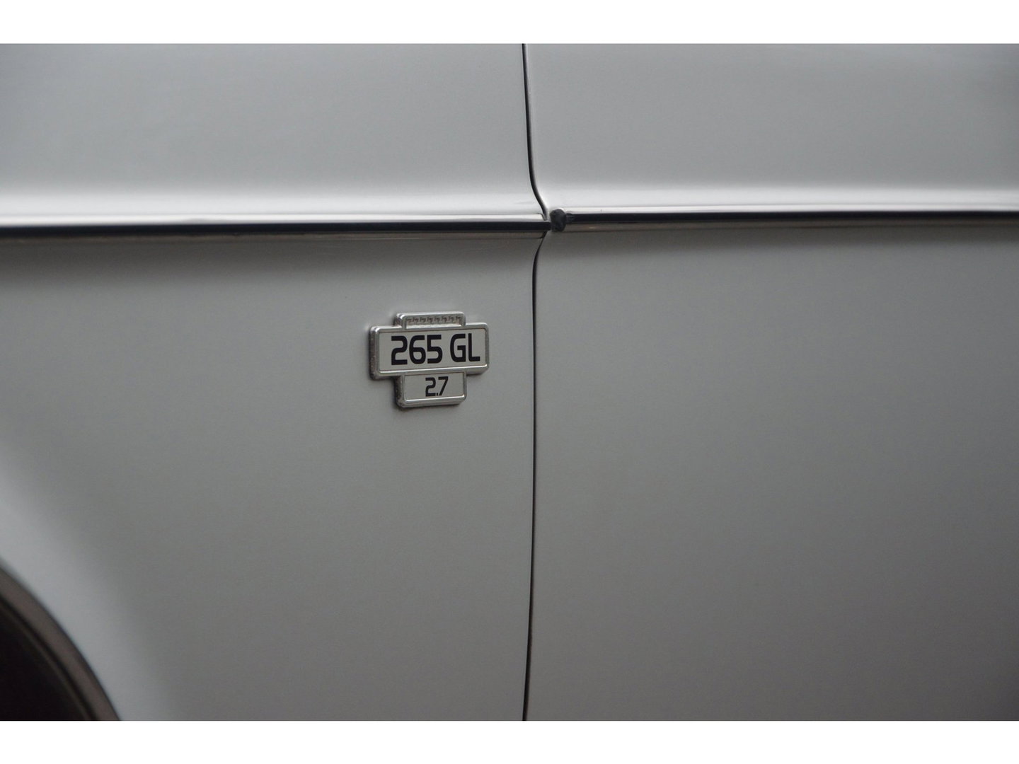 Volvo 265 GL Origineel Nederlands | 7 persoons | Automaat| Derde eigenaar | Leder | Stoelverwarming | UNIEK