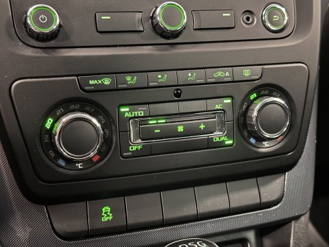 Škoda Yeti 1.2 TSI Adventure | Origineel Nederlands | Automaat | Cruise Control | Trekhaak | Parkeersensoren Achter | Bluetooth | Airconditioning | Isofix |