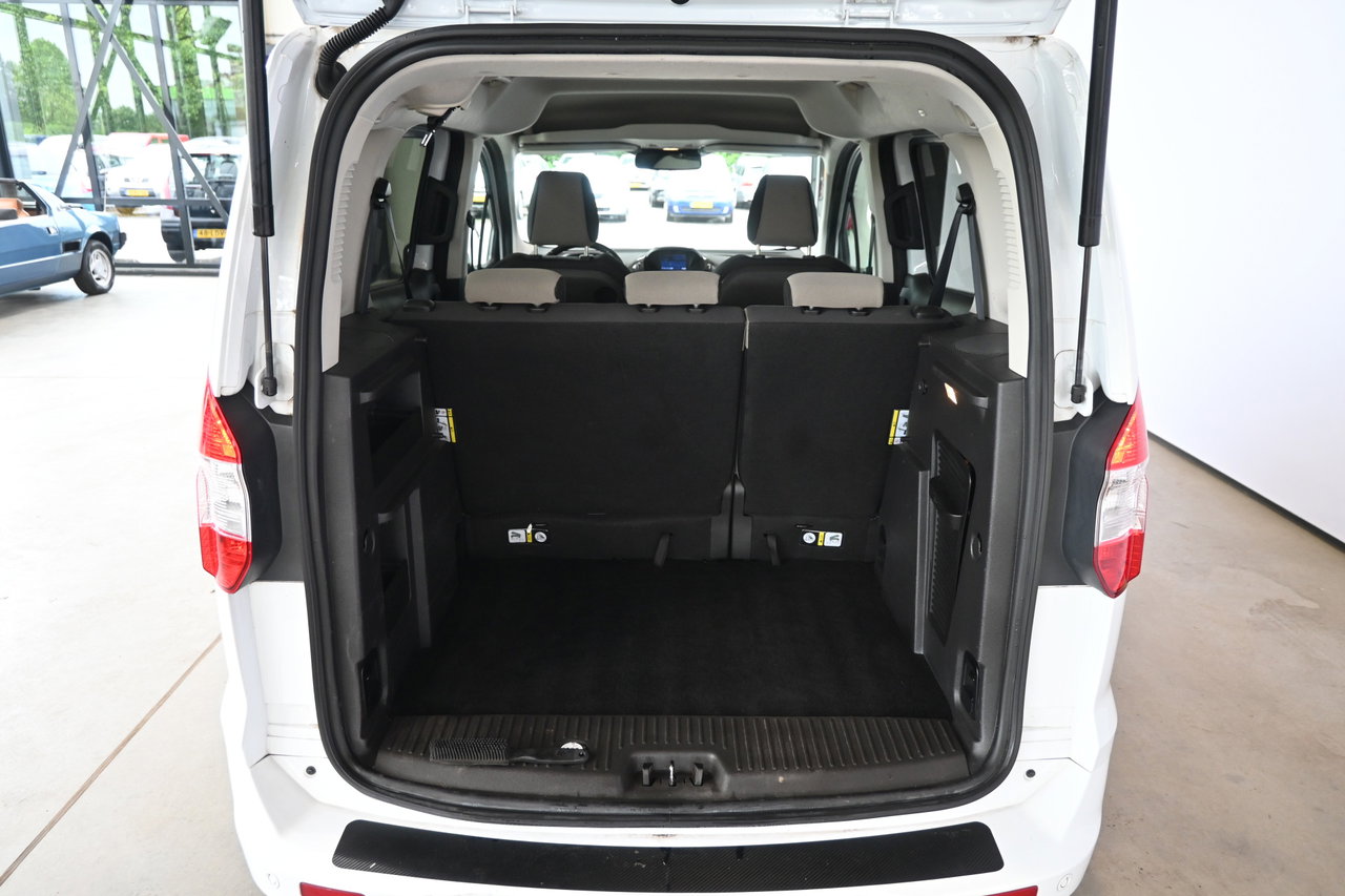 Ford Tourneo Courier