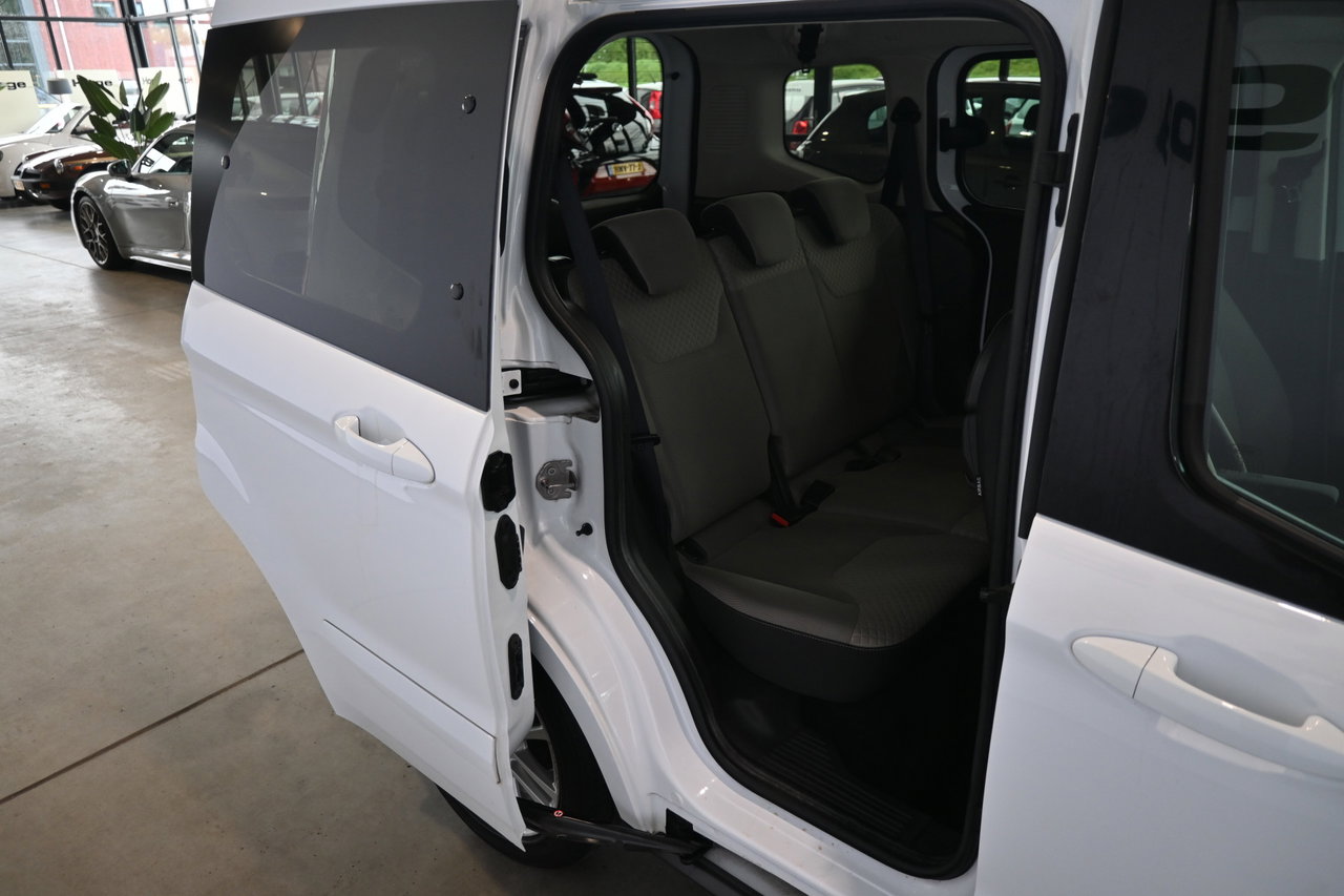 Ford Tourneo Courier