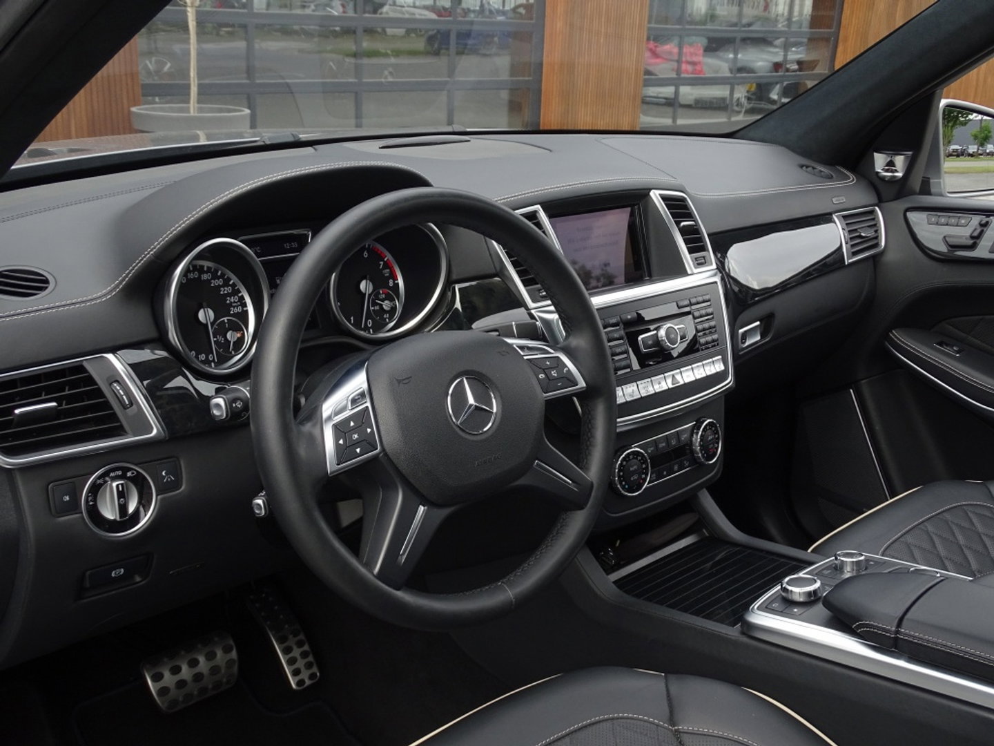 Mercedes-Benz GL-Klasse 500 V8 436PK 4-Matic / Designo / 360° / B&O / 7 Pers / Massage