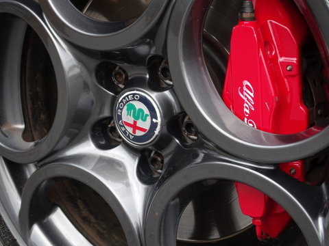 Alfa Romeo Giulietta 1.4 T 170PK MultiAir Super / luxe pakket / LED *NAP*
