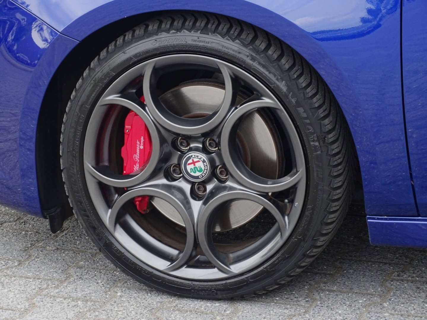 Alfa Romeo Giulietta 1.4 T 170PK MultiAir Super / luxe pakket / LED *NAP*