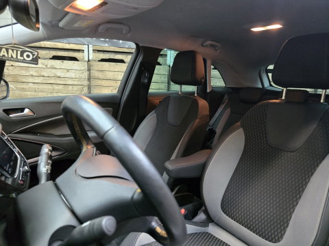 Opel Crossland X 1.2 Turbo Innovation PDC Navi Clima Cruise 360 17"LM