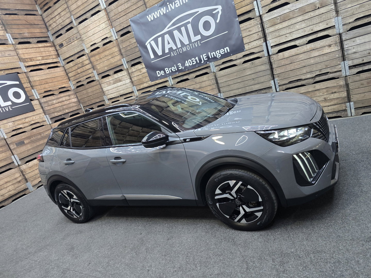 Peugeot e-2008 EV GT 54 kWh 360 navi carplay clima cruise 17"LM