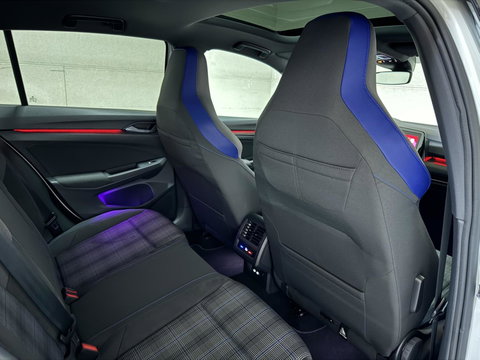 Volkswagen Golf 1.4 eHybrid GTE Pano IQ.Light Virtual HUD Sfeer Trekh.