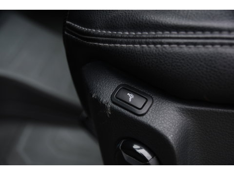 MAN TGE 3.180 35 2.0 L3H3 Black Edition Full Options! Adaptieve Cruise, Camera, Carplay, LED, Dodehoek, 177pk, Trekhaak, Clima, Stoelverwarming, Automaat, Uniek!