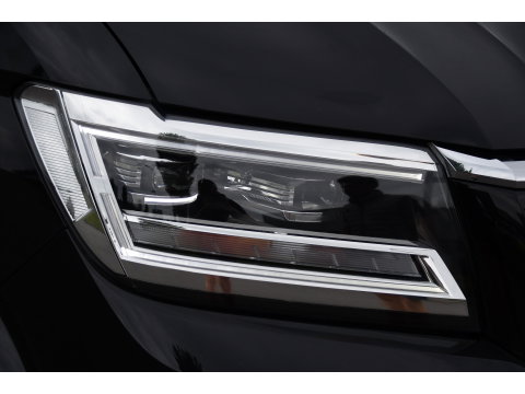 MAN TGE 3.180 35 2.0 L3H3 Black Edition Full Options! Adaptieve Cruise, Camera, Carplay, LED, Dodehoek, 177pk, Trekhaak, Clima, Stoelverwarming, Automaat, Uniek!