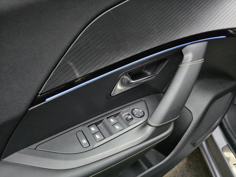 Peugeot e-2008 EV GT Avantage 54 kWh Full Led Navi Sfeer LM