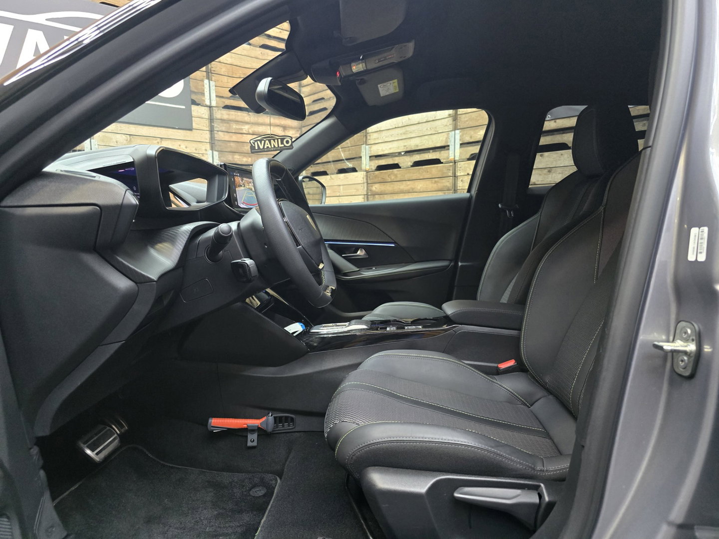 Peugeot e-2008 EV GT Avantage 54 kWh Full Led Navi Sfeer LM