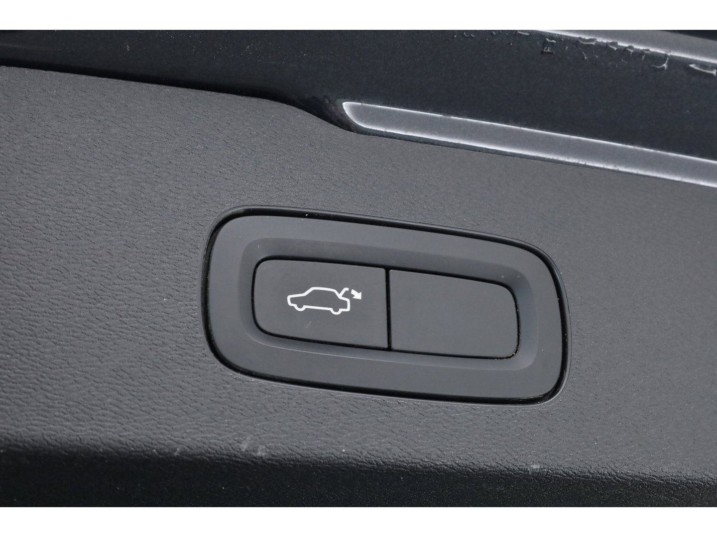 Volvo V60 2.0 T5 Momentum | Trekhaak | Leer | Adap. Cruise | Blis | standkachel | Stoel + stuurverw. |