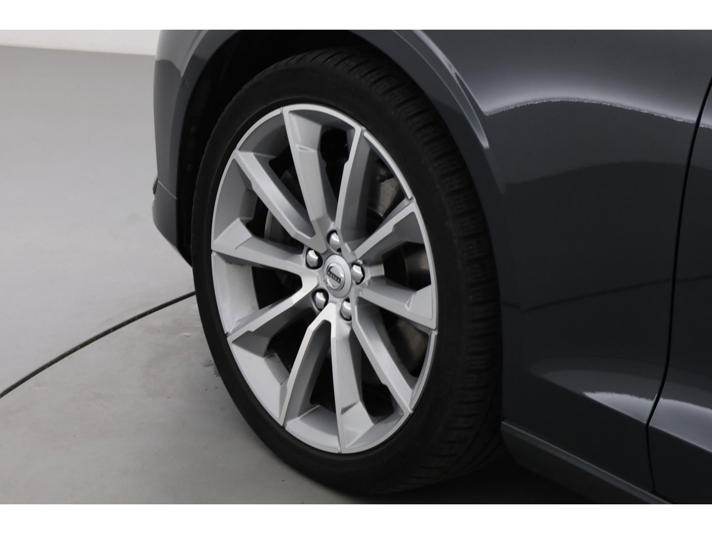 Volvo V60 2.0 T5 Momentum | Trekhaak | Leer | Adap. Cruise | Blis | standkachel | Stoel + stuurverw. |