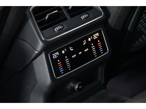 Audi A6 Avant 50 TFSIe quattro S-line, Pano, HUD, Full options