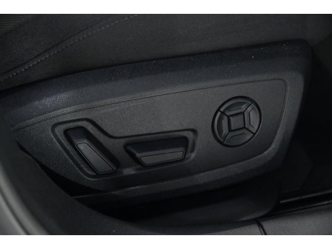 Audi A6 Avant 50 TFSIe quattro S-line, Pano, HUD, Full options