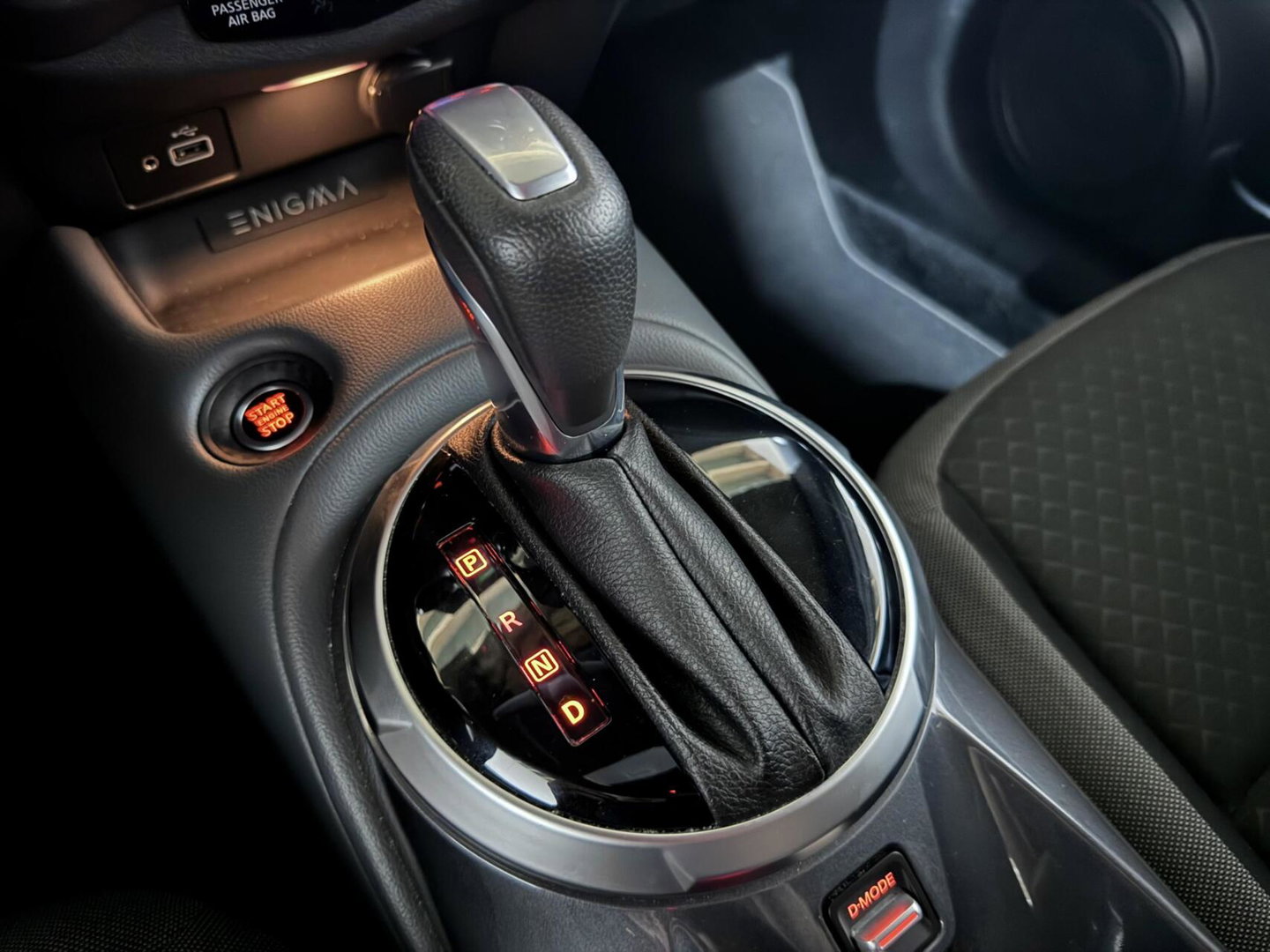 Nissan Juke 1.0 DIG-T Enigma Carplay Camera Stoelv. Trekh.