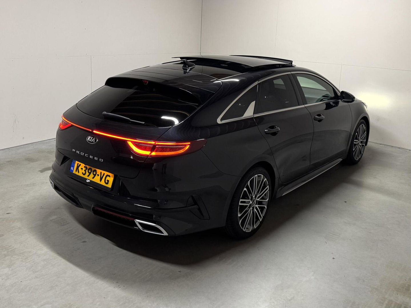 Kia ProCeed 1.5 T-GDI GT-PlusLine Pano Leer Camera JBL Memory NAP