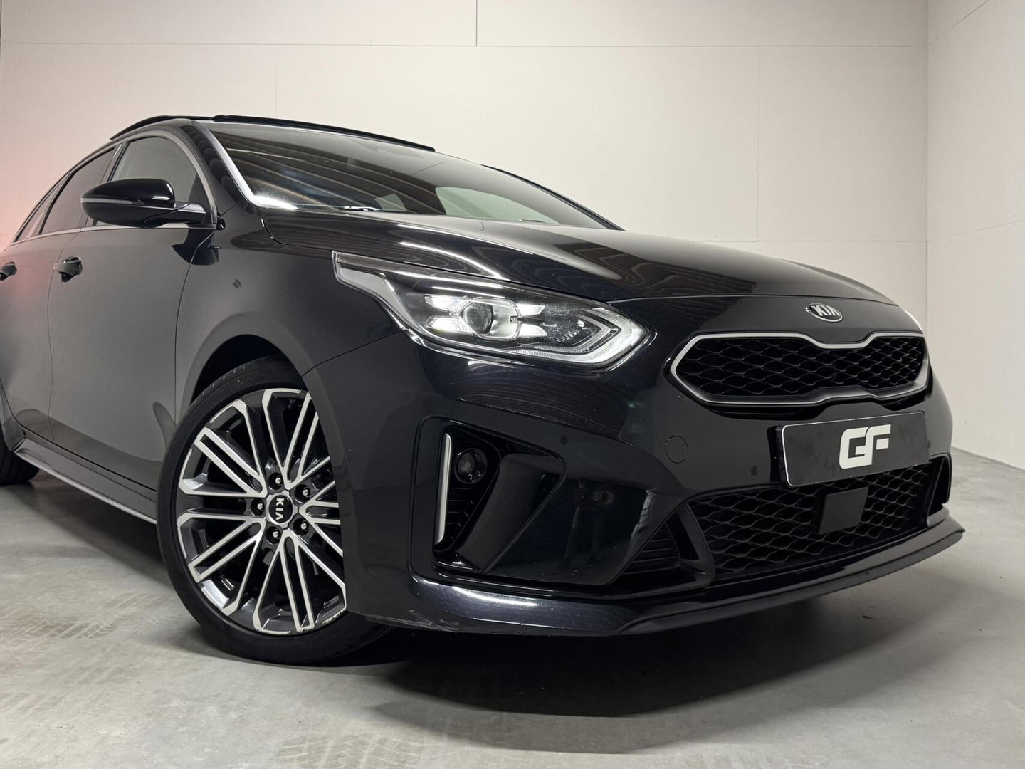 Kia ProCeed 1.5 T-GDI GT-PlusLine Pano Leer Camera JBL Memory NAP