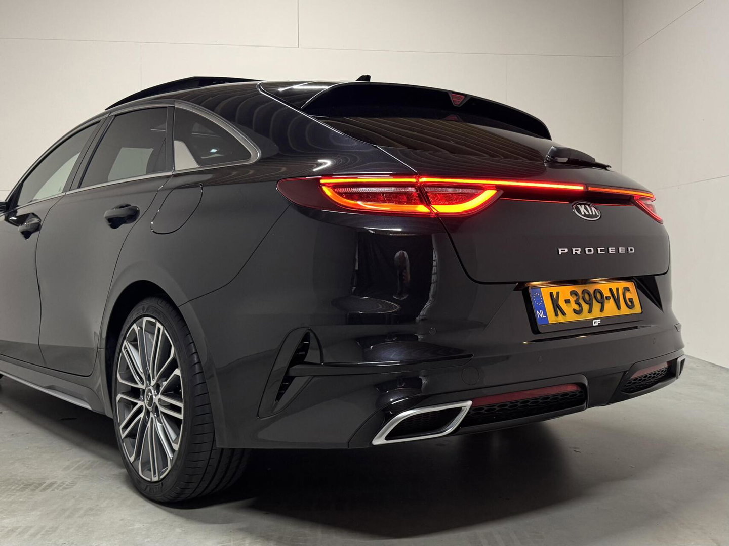 Kia ProCeed 1.5 T-GDI GT-PlusLine Pano Leer Camera JBL Memory NAP