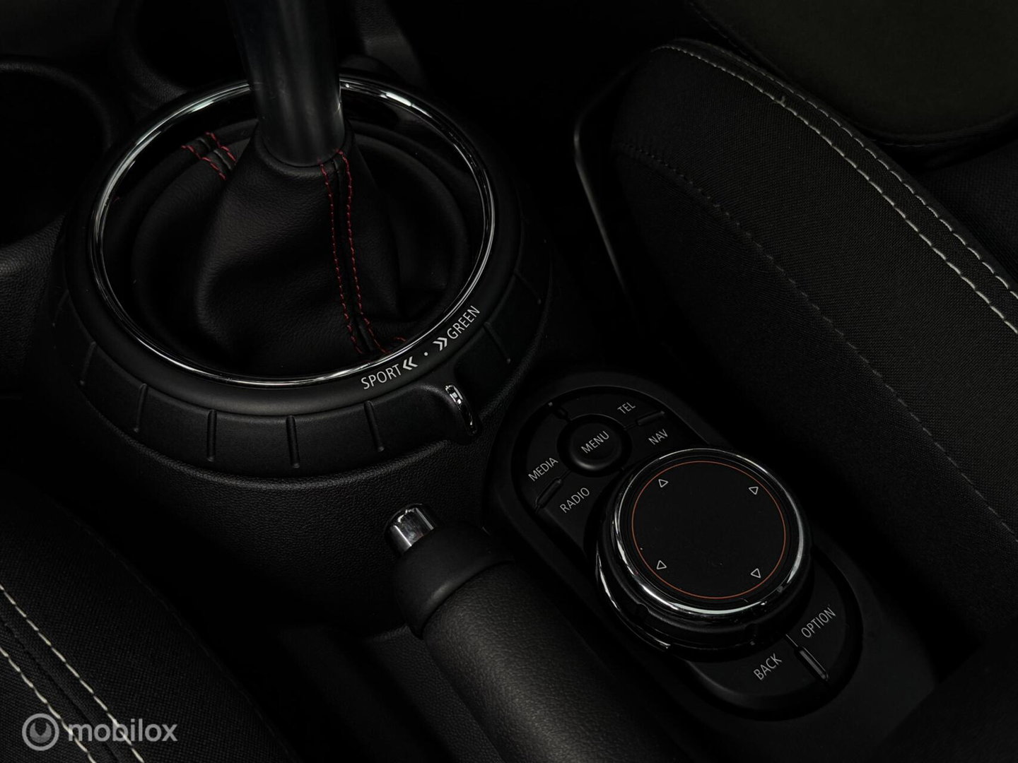 MINI Cooper Mini 2.0 John Works Chili | Remus | KW V3 | 305 PK