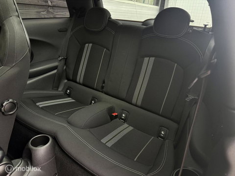 MINI Cooper Mini 2.0 John Works Chili | Remus | KW V3 | 305 PK