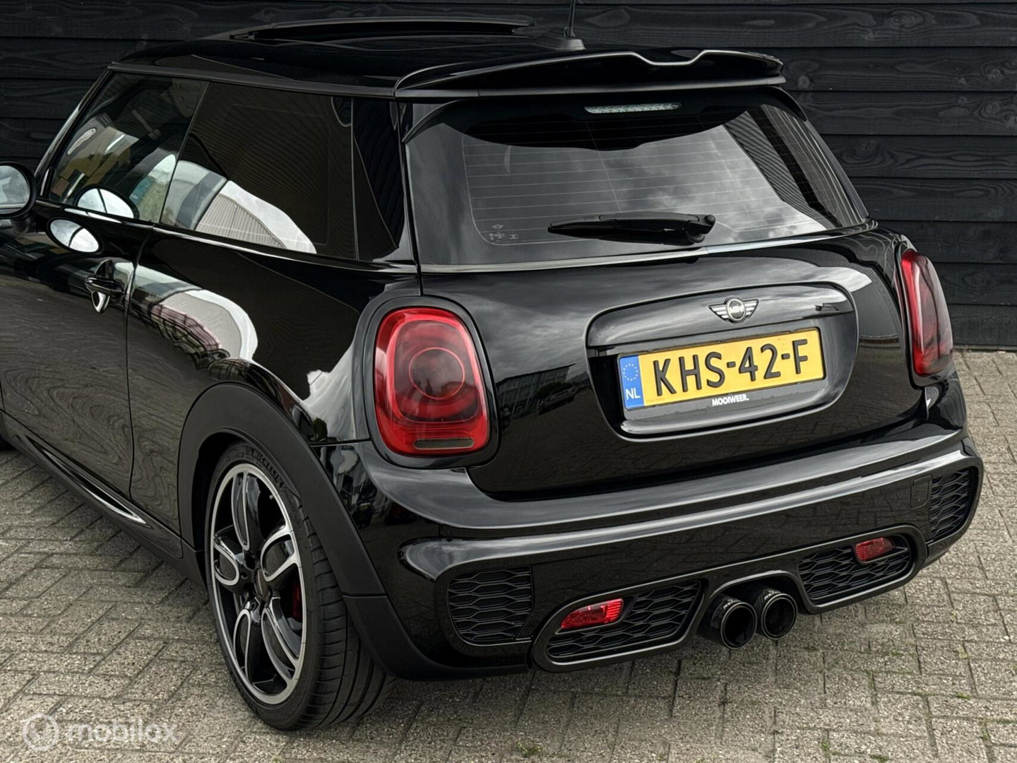 MINI Cooper Mini 2.0 John Works Chili | Remus | KW V3 | 305 PK