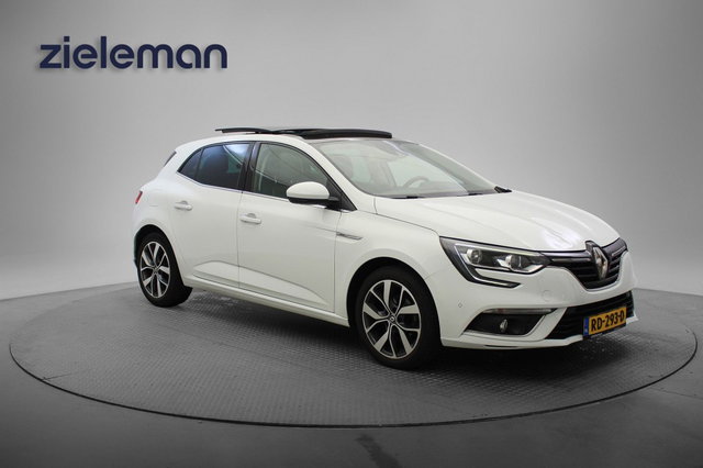Renault Mégane - 1.2 TCe Bose - Panorama, Carplay, Camera, Keyless, Half Leer, Massage