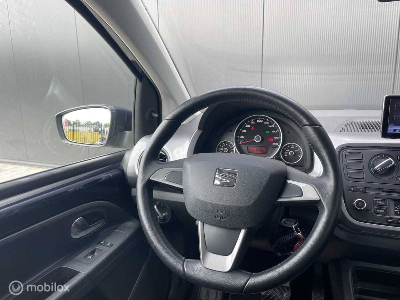 SEAT Mii