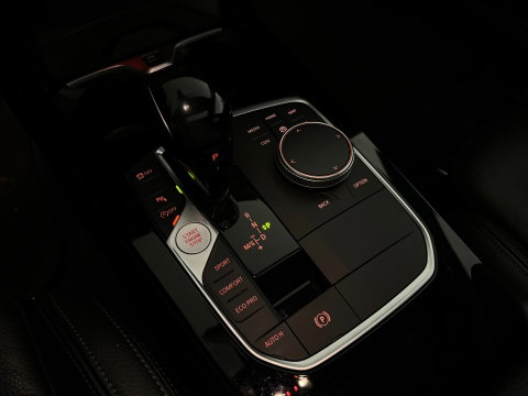 BMW 1-serie M135i xDrive High Executive Pano|Leer|HuD|HK|BTW