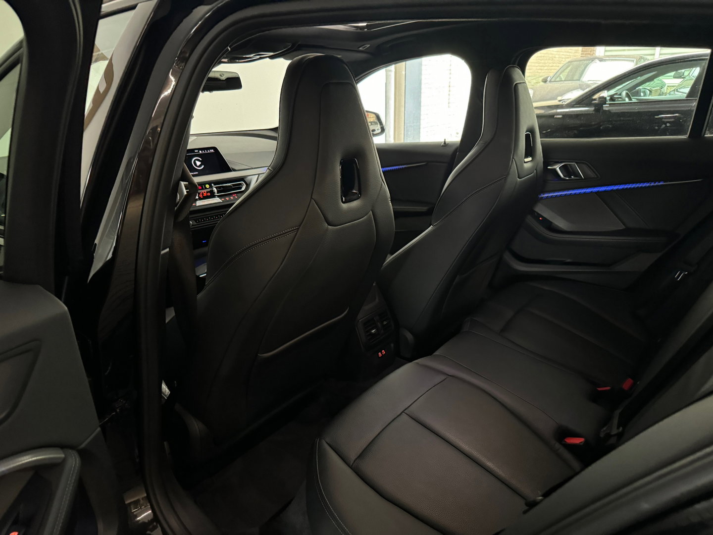 BMW 1-serie M135i xDrive High Executive Pano|Leer|HuD|HK|BTW
