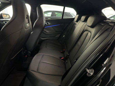 BMW 1-serie M135i xDrive High Executive Pano|Leer|HuD|HK|BTW