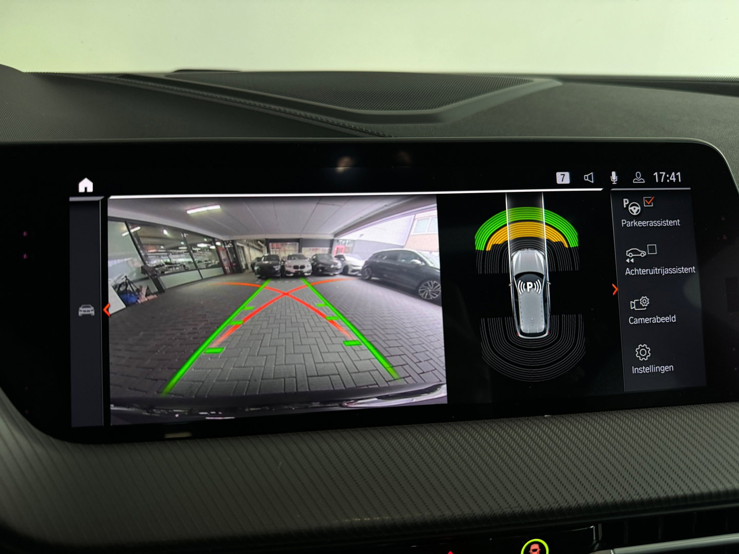 BMW 1-serie M135i xDrive High Executive Pano|Leer|HuD|HK|BTW