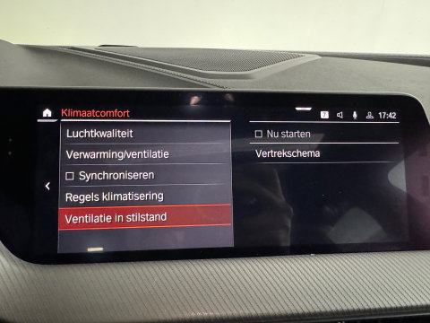 BMW 1-serie M135i xDrive High Executive Pano|Leer|HuD|HK|BTW