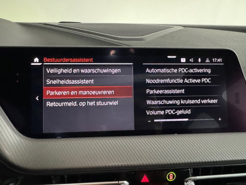 BMW 1-serie M135i xDrive High Executive Pano|Leer|HuD|HK|BTW