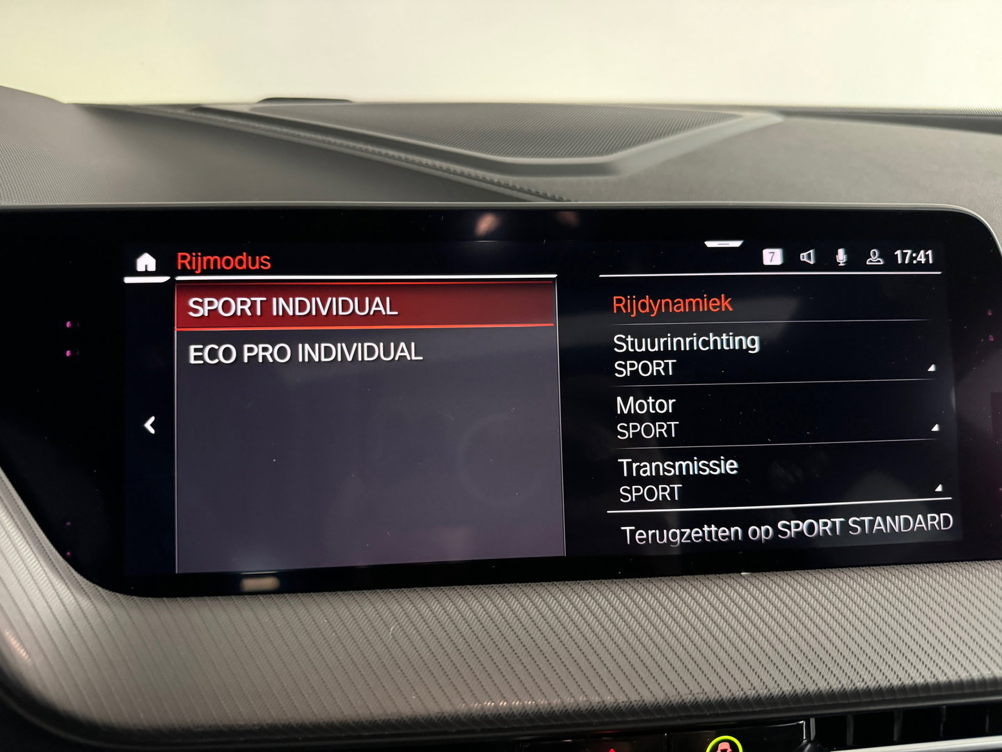 BMW 1-serie M135i xDrive High Executive Pano|Leer|HuD|HK|BTW