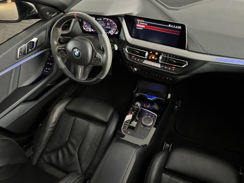 BMW 1-serie M135i xDrive High Executive Pano|Leer|HuD|HK|BTW
