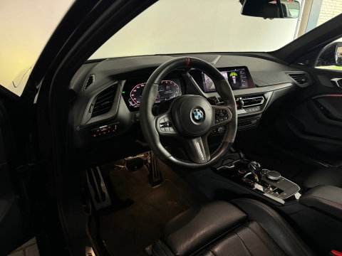 BMW 1-serie M135i xDrive High Executive Pano|Leer|HuD|HK|BTW