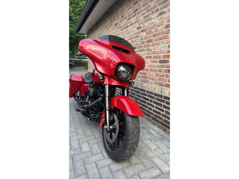 Harley Davidson 103 FLHXS Street Glide CVO Streetglide FLHTCU elektra