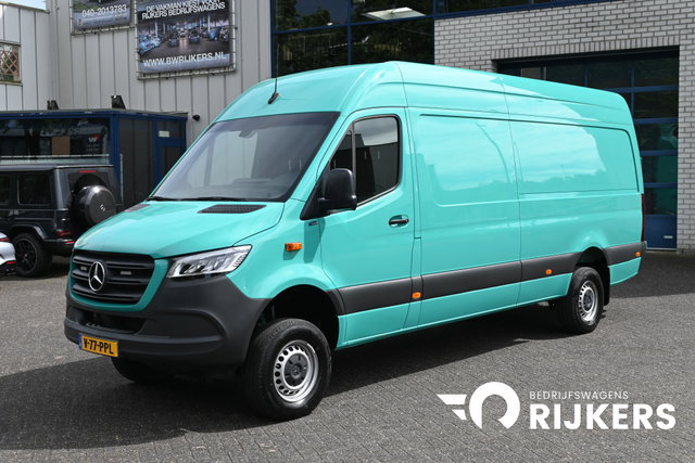 Mercedes-Benz Sprinter - 319 CDI 4x4 L3H2 AWD LED, 10.25 MBUX met camera, 2800 kg Trekhaak, Etc.