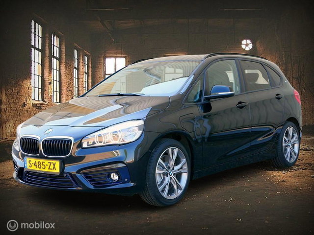 BMW 2 Serie - Active Tourer 225XE Sport Line - leer - LED - 18 inch