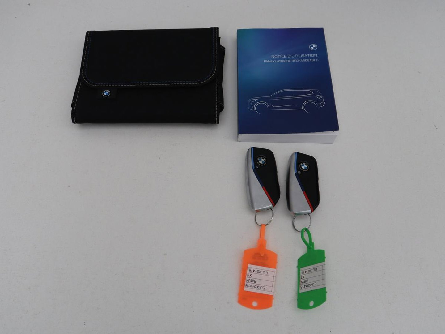 BMW X1 xDrive25e M Sport | SOH 93% | Head-Up | 360 Camera | Stoelverwarming | Trekhaak | Adaptive cruise | Leder/Alcantara | Keyless | Carplay | Side Assist | Adaptief LED | Sportstoelen | PHEV | Plug In
