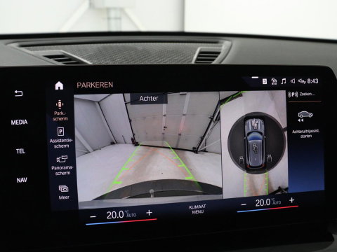 BMW X1 xDrive25e M Sport | SOH 93% | Head-Up | 360 Camera | Stoelverwarming | Trekhaak | Adaptive cruise | Leder/Alcantara | Keyless | Carplay | Side Assist | Adaptief LED | Sportstoelen | PHEV | Plug In